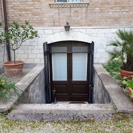 Camera/appartamento In Villino Ciri 福利尼奥